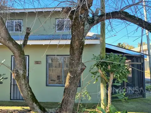 Depto Tipo Casa en Alquiler de 3 ambientes