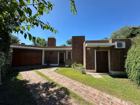 Doctor Jose Reinaudi 2500