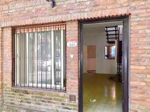 Departamento con entrada independiente en Venta, SIN EXPENSAS - San Isidro
