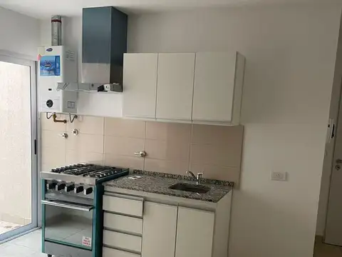 Depto Tipo Casa en Alquiler de 1 dormitorio
