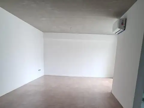 Alquiler monoambiente super amplio 
