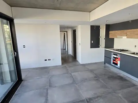 Av Caseros y calle Carabelas 1700