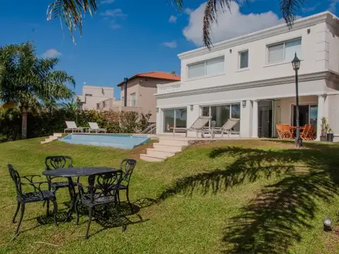 Casa Imperial AL RÍO 5 AMB con MUELLE | San Marco