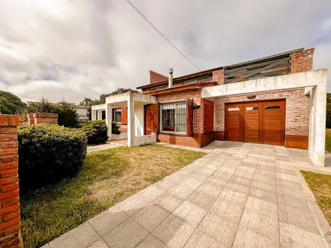 Venta Hotel con 3 terrenos/lotes-Los Acantilados-Mar del Plata