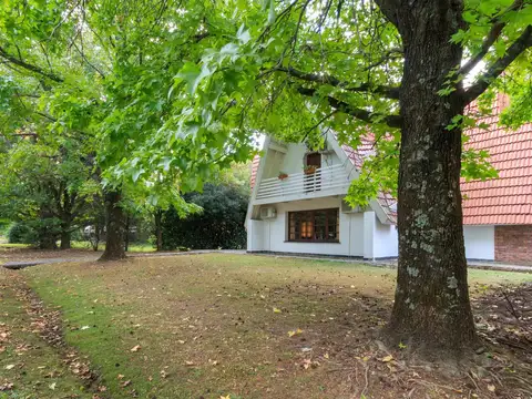 Casa en Alquiler de 3 dormitorios