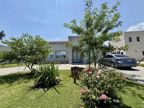 Casa en Venta en San Sebastian, USD 280.000