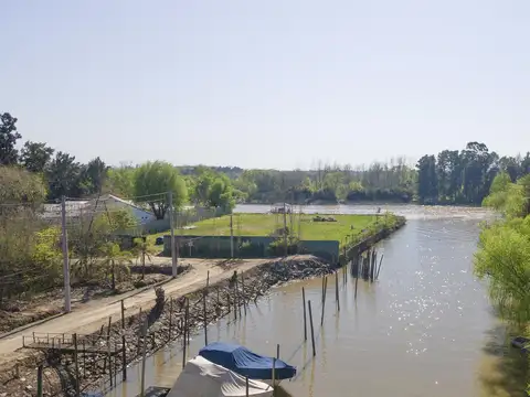 Terreno en Venta 102  mts Fondo