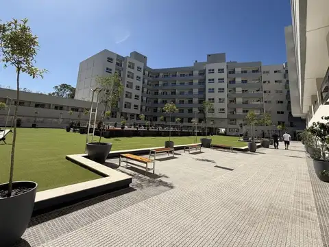 Departamento en Alquiler con 1 cochera