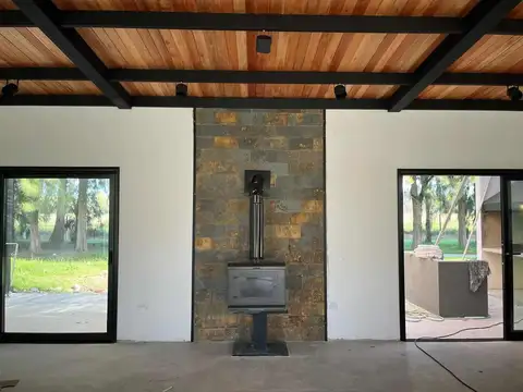 CASA EN VENTA MIRALAGOS - A ESTRENAR 3 dormitorios PLANTA BAJA