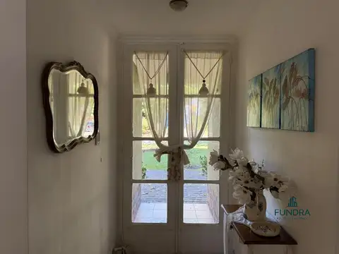 Casa 6 ambientes con 3 baños