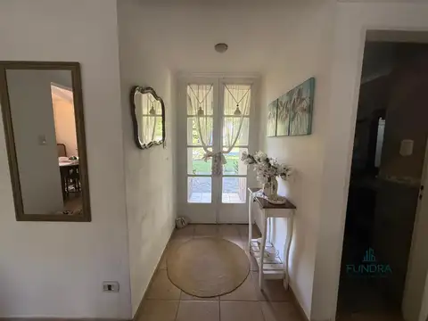 Casa en Venta con 4 cocheras