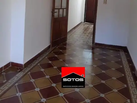 VENTA DE CASA + LOCAL MICRO CENTRO DE LA CIUDAD