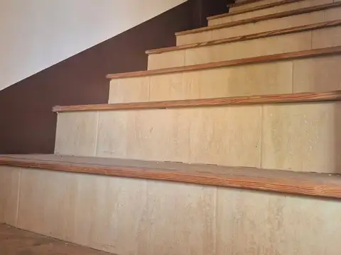 Depto Tipo Casa en Venta 40 años