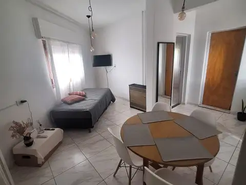 Departamento Pueyrredón 595 esq. Larrea