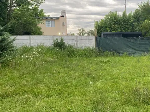 Terreno en Venta en Barrio el Cazador, USD 30.000