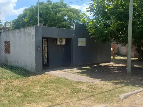 Lote de 808 m2 con pequeña construccion