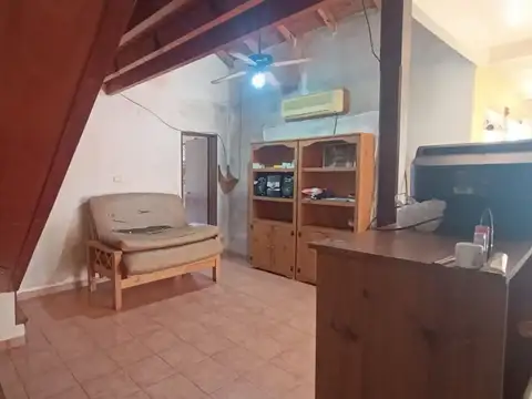 Depto Tipo Casa 4 ambientes con 1 baño