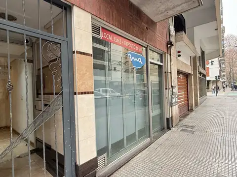Local en Alquiler en Flores, $ 900.000