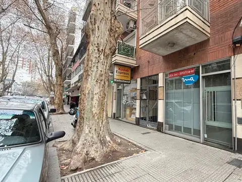 Local en Alquiler 40 años