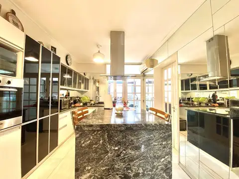 Zeballos 380 (8vo y 9vo) - Duplex