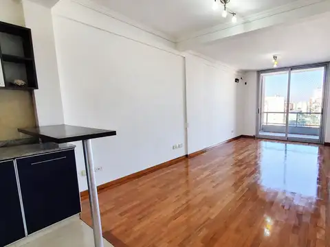 EXCEPCIONAL DEPARTAMENTO HECHO A NUEVO – UN LUJO, 2 AMBIENTES CON SUM