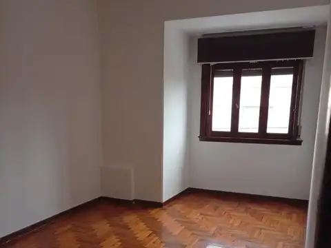 Casa Tipo PH 3 Ambientes c/ TERRAZA PROPIA