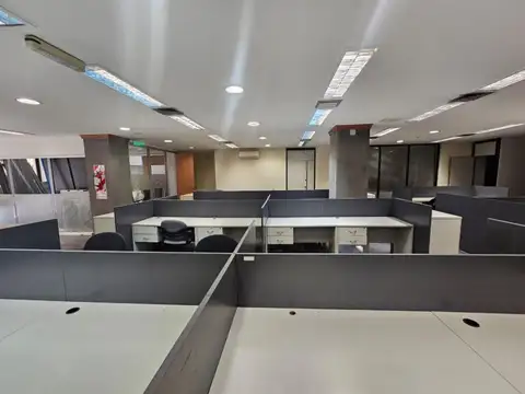 Excelente oficina en Alquiler 750 m2
