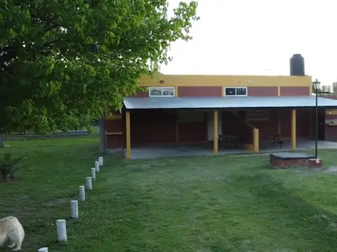 Casa en Venta con 7 cocheras