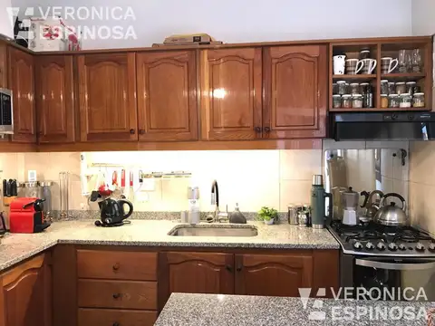 Depto Tipo Casa en Venta en Moron, USD 105.000