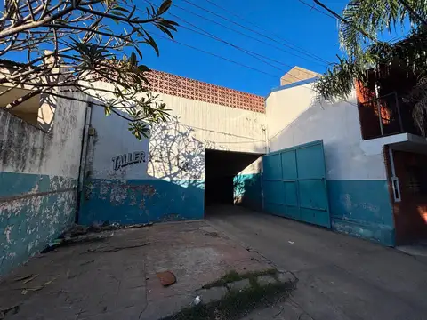 Galpón en Alquiler  B° San Vicente  Cordoba