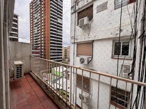 2 AMB LATERAL C/BALCON