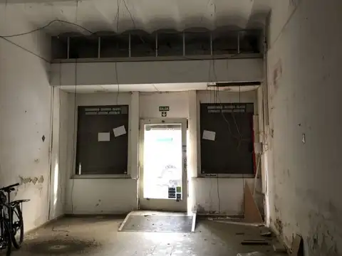 Cordoba y Alvear Excelente ubicación Terreno para construcción comercial vivienda o turismo