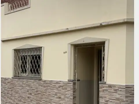 Depto Tipo Casa en Alquiler al Oeste