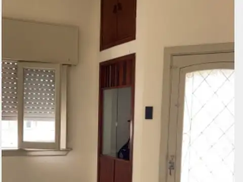 Depto Tipo Casa en Alquiler en Ramos Mejia, $ 580.000