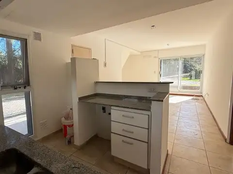 Depto Tipo Casa en Venta de 2 dormitorios