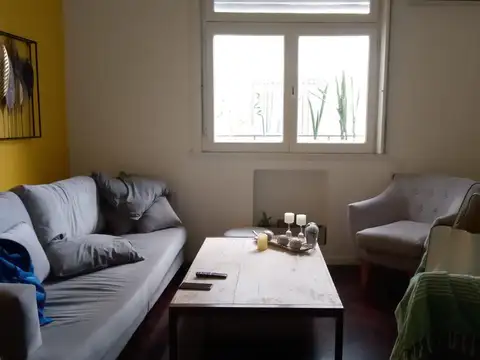 Departamento en Alquiler en Recoleta, $ 700.000