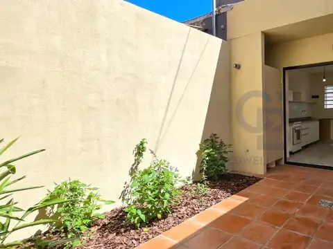 Depto Tipo Casa en Venta en Martínez, USD 209.000
