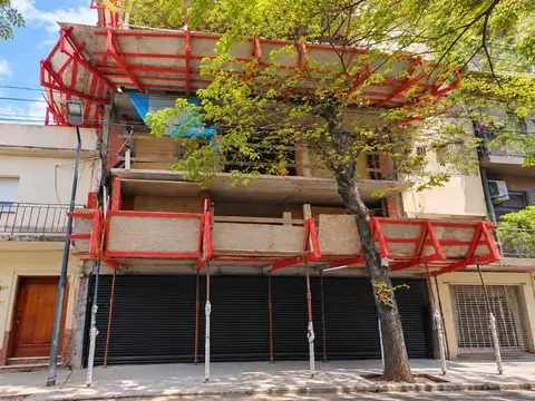 Excelente Departamento de 2 Ambientes con 2 Balcones en Piso Alto en Belgrano!