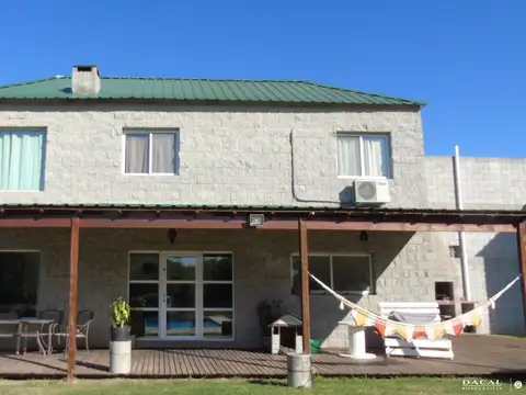 Casa en venta en Villa Elisa