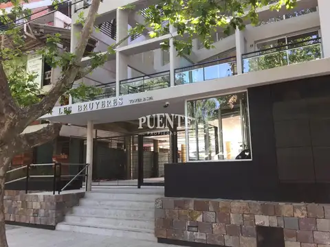 Departamento en Banfield Este