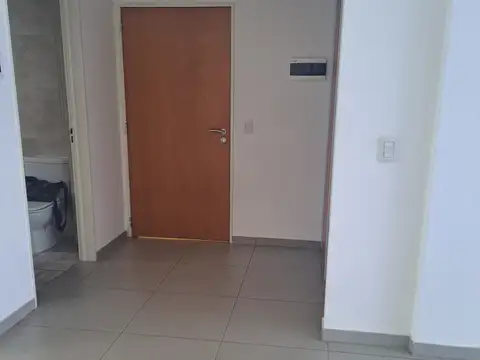 Varela 100, Piso 5
