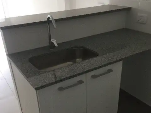 Departamento en Alquiler en Flores, $ 650.000