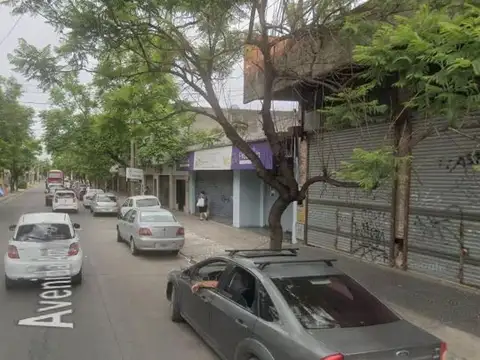 Local en Venta 30 años