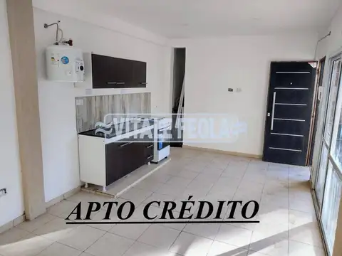 VENTA MONOAMBIENTE EN CASTELAR CON RENTA EN PB