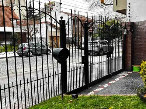 Casa en Venta en Villa del Parque, USD 490.000