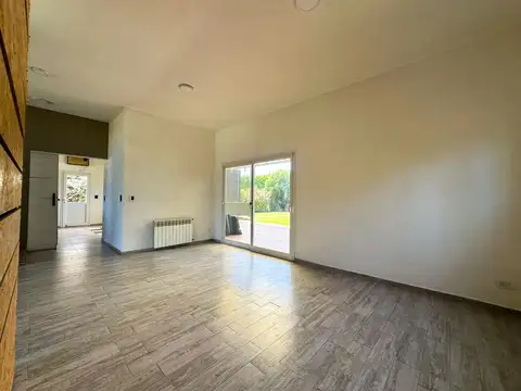 Casa 6 ambientes con 3 baños
