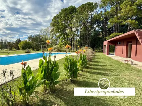 Terreno en Venta de 1696,0 m2
