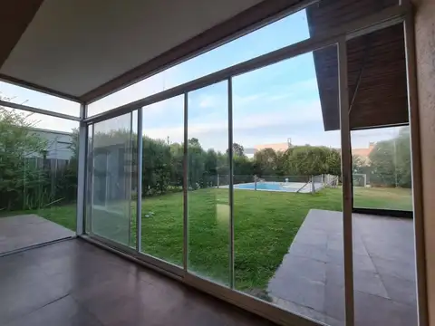 Casa en Venta en San Isidro Labrador, USD 400.000