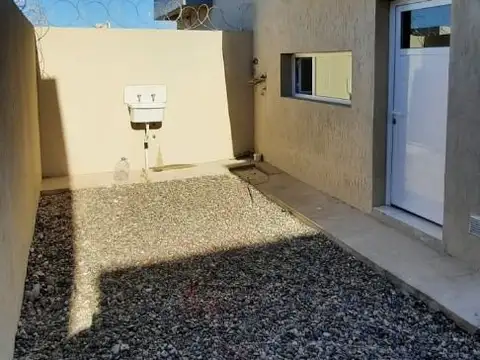 Casa en Alquiler en Plottier, $ 1.350.000