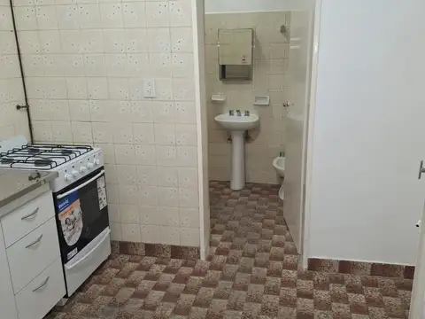 Depto Tipo Casa en Alquiler de 2 ambientes